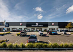 
                                	        Langley City Square
                                    