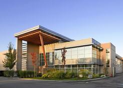 
                                	        Gateway 200th Street Business Park: Fraser Health Authority
                                    